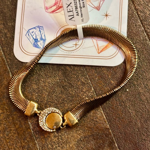 ALEX AND ANI Gold Bracelet with Circle PAVE MAGNETIC Charm SIZE 8.5 “ - Picture 1 of 6